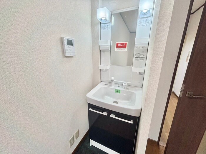 サンハイツ白鳥の物件内観写真