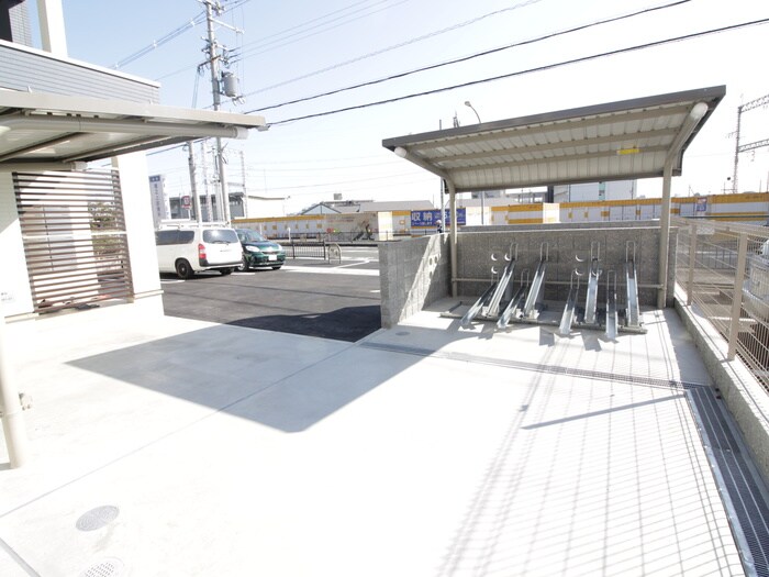 パインオーク Vの物件外観写真