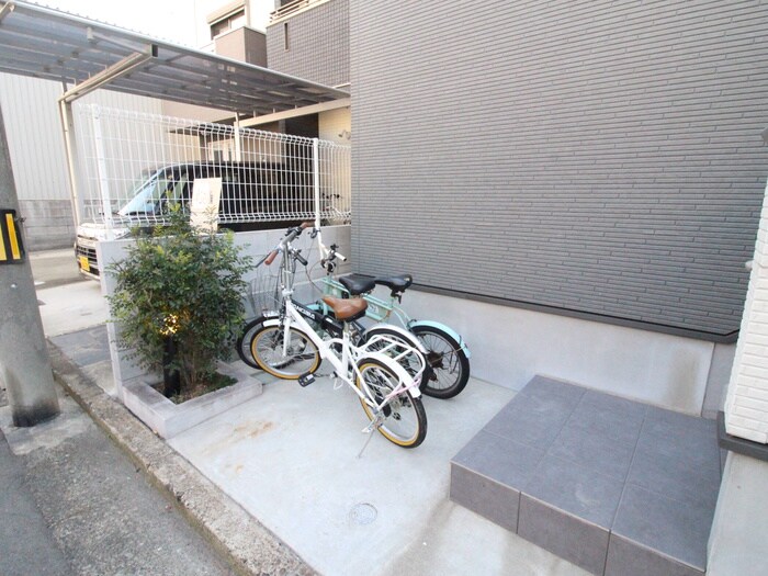 ユニコカーサの物件外観写真