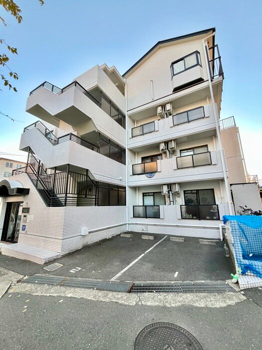 カ－ムヒル箕面の物件外観写真