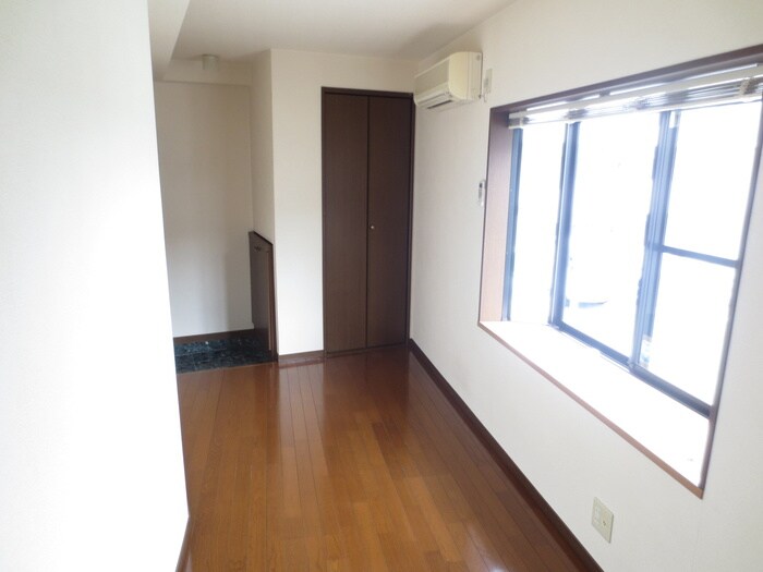 カ－ムヒル箕面の物件内観写真