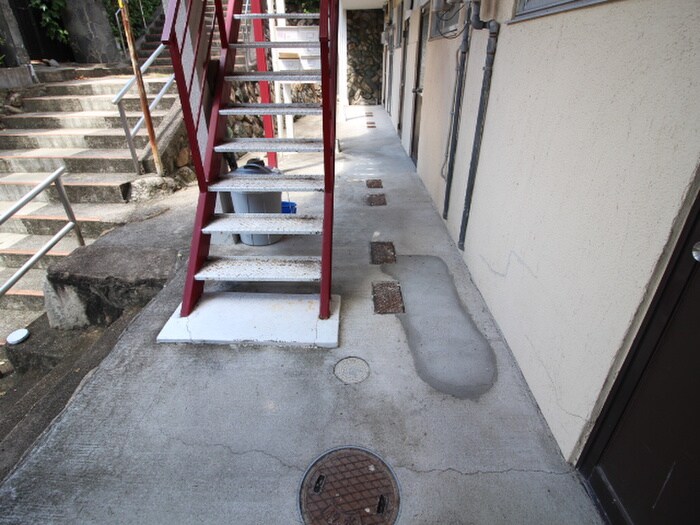 ラカ－サの物件外観写真