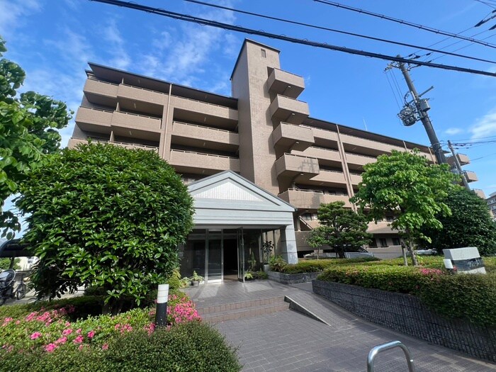 リヴェ－ル緑地の物件外観写真