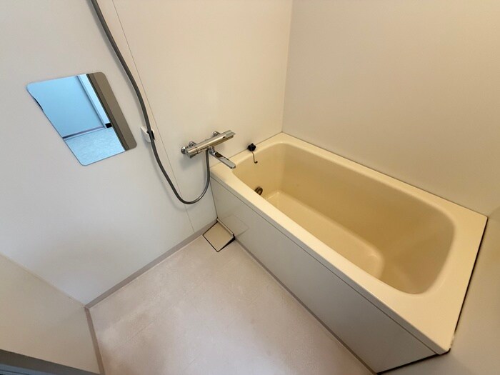 リヴェ－ル緑地の物件内観写真