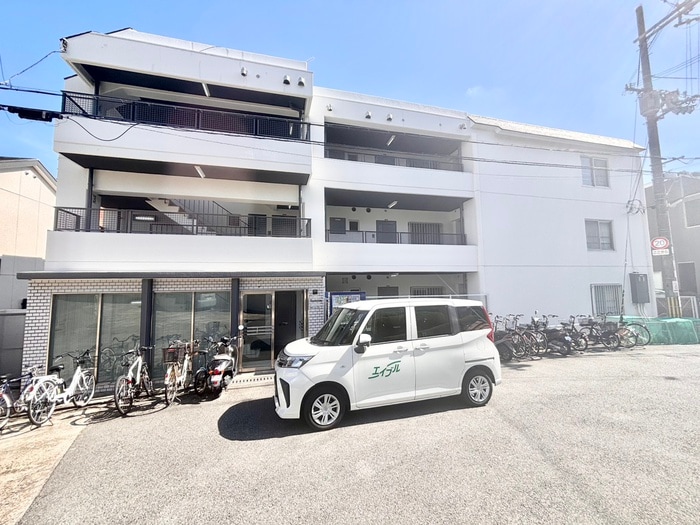 サンライズ成田の物件外観写真