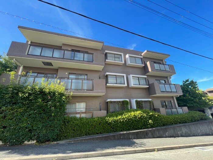 クレイドル宝松苑の物件外観写真