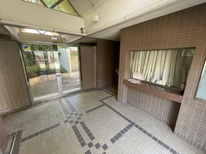 クレイドル宝松苑の物件外観写真