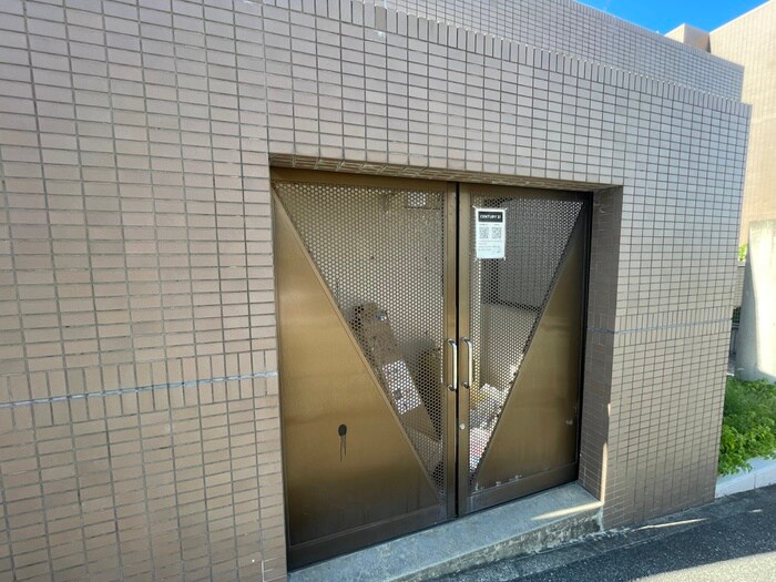 クレイドル宝松苑の物件外観写真