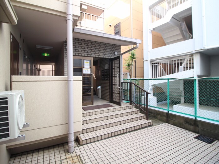 アネックス塚本の物件外観写真