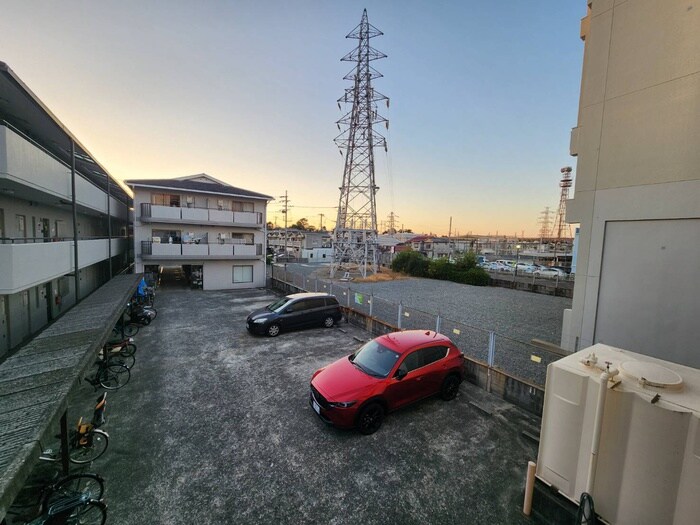 ﾌｨｰﾙﾄﾞｽﾙｰ司ﾏﾝｼｮﾝの物件内観写真