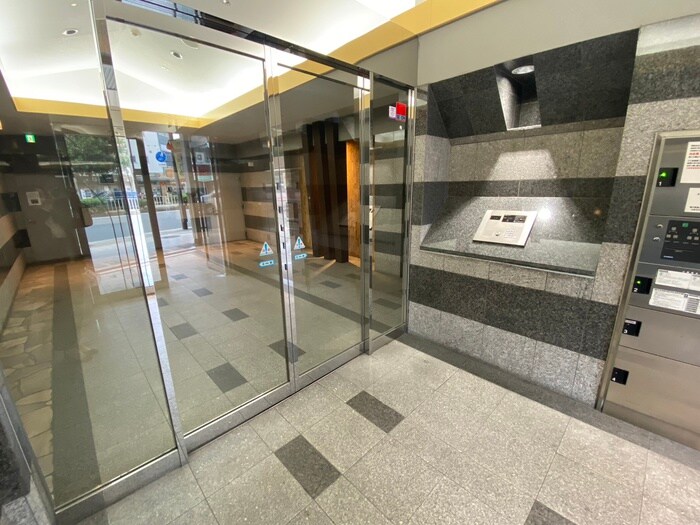 フロンティアタワー九条Ⅲの物件外観写真