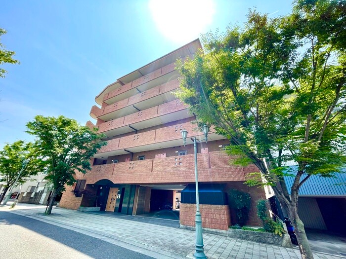 アム－ル甲南山手の物件外観写真