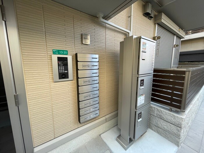 アドヴァンスライフ平野の物件外観写真