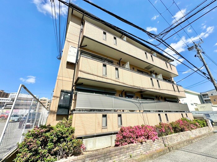 ハ－ヴェストの物件外観写真