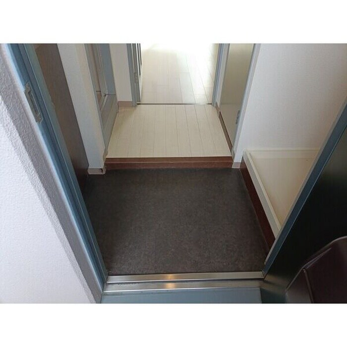 大晋メゾネ御所西の物件内観写真