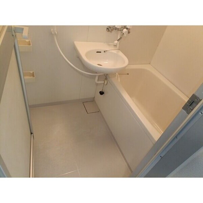 大晋メゾネ御所西の物件内観写真