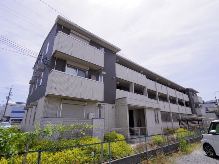 セジュール芹川の物件外観写真