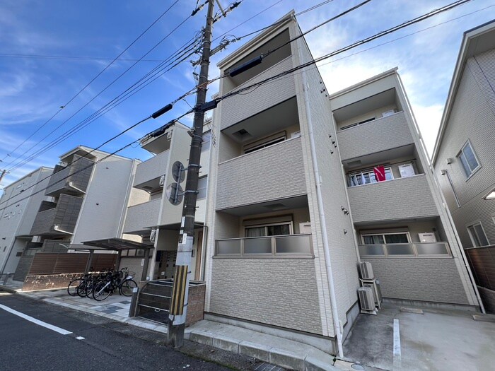 ラモーナ東本町Ⅲの物件外観写真