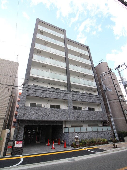 ルミエールJR八尾の物件外観写真