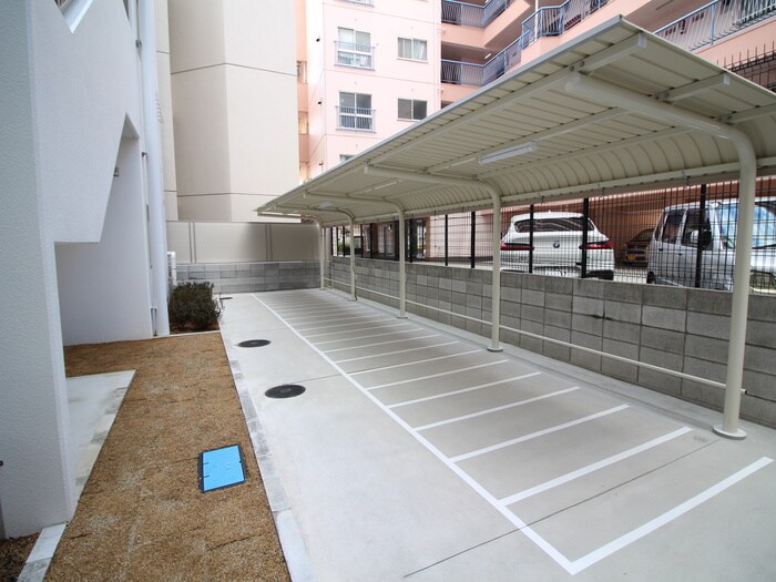 ルミエールJR八尾の物件外観写真