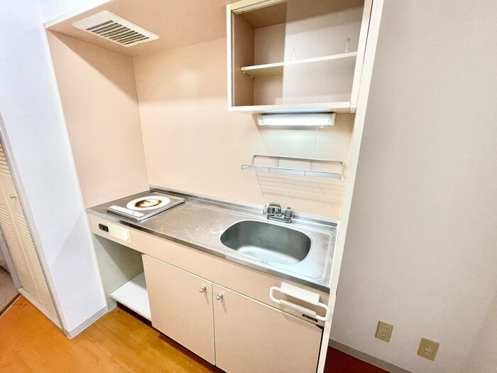 フレーヴァー深草の物件内観写真