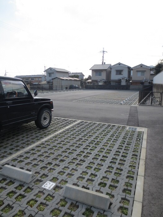 プラシ－ド嵯峨Ⅰの物件外観写真