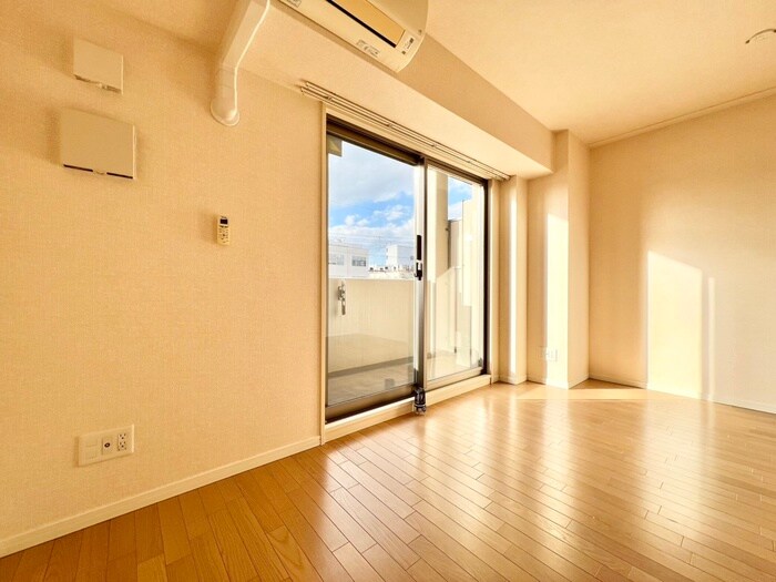 プレコート上鳥羽の物件内観写真