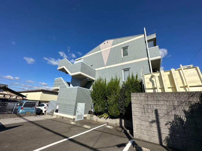 コモドＥＮＯＫＩの物件外観写真