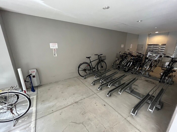 エベンエゼル三条の物件外観写真