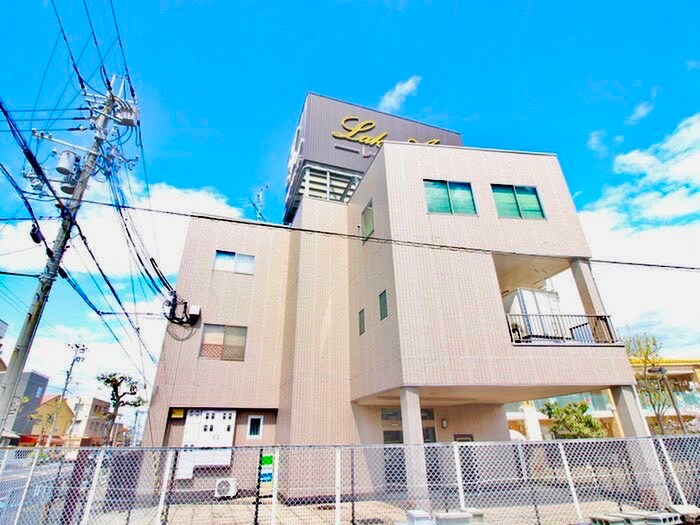 カワサキアルスタープラザビルの物件外観写真