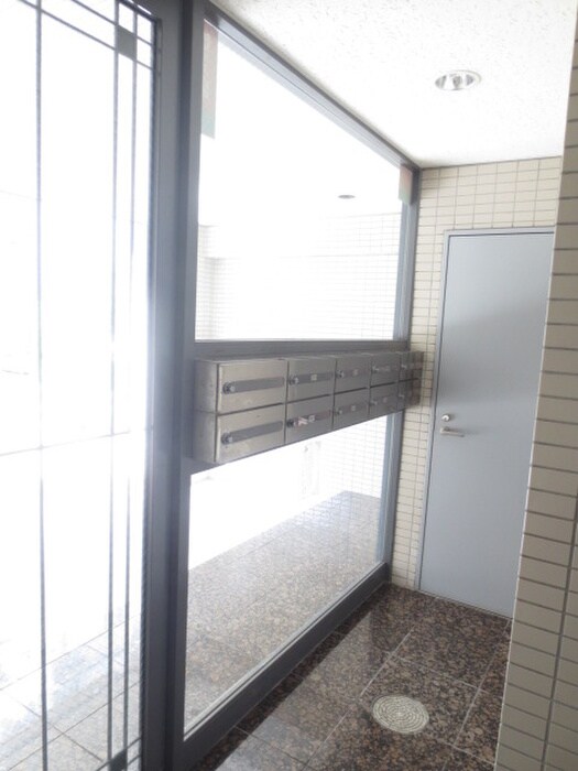 畠山ビルの物件外観写真