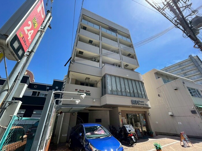 クレイントトヤミチの物件外観写真