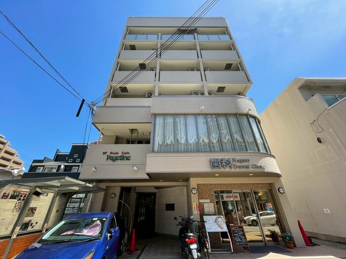 クレイントトヤミチの物件外観写真