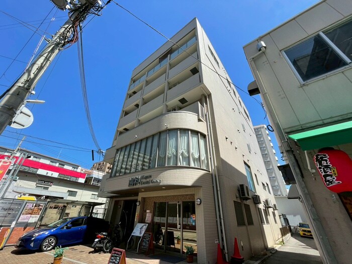 クレイントトヤミチの物件外観写真