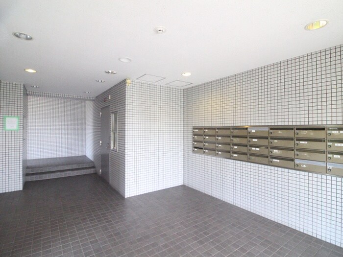 コルティーレ緑ヶ丘の物件外観写真