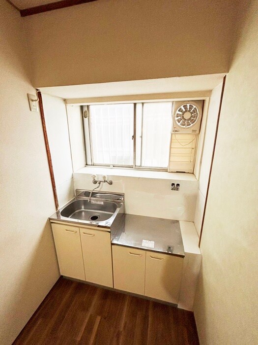 打越町テラスハウスの物件内観写真