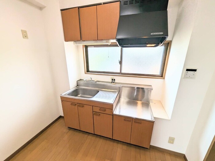 ファ－ストパレスの物件内観写真