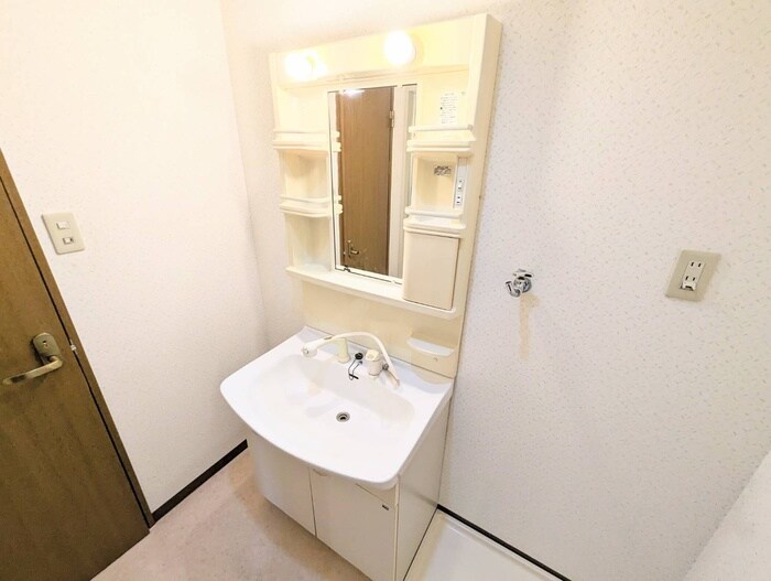 ファ－ストパレスの物件内観写真