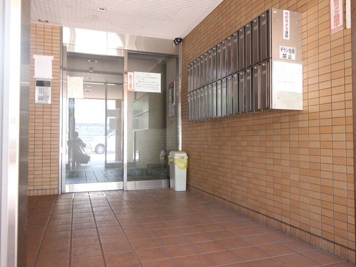 グランディヨン百万遍の物件外観写真