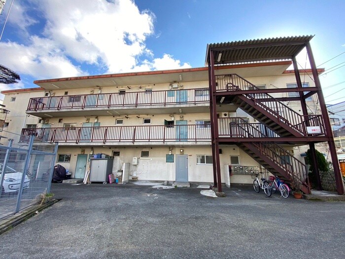 カサスの物件外観写真