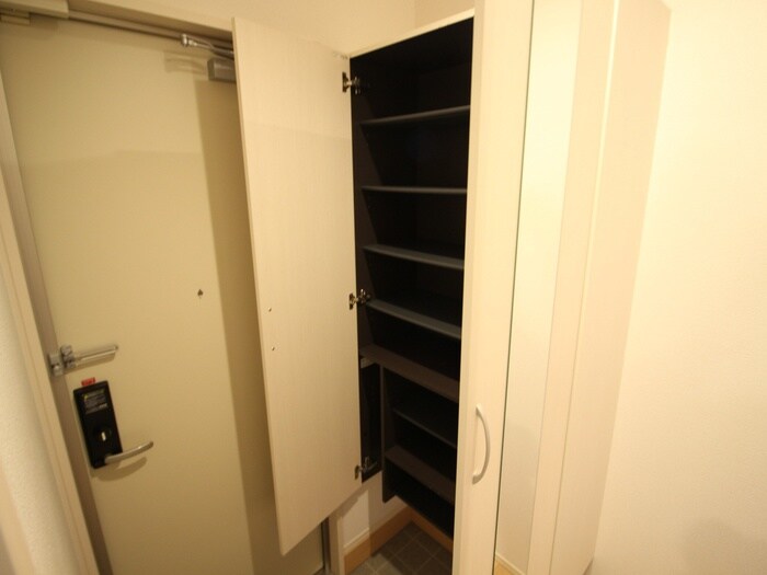 ティーガーデン　レジデンスの物件内観写真