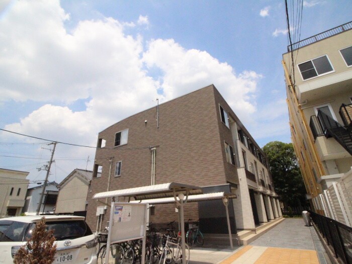 プレジールの物件外観写真