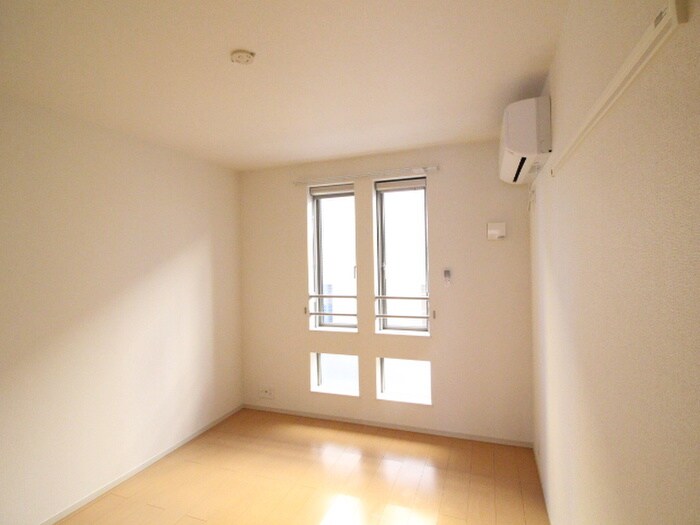 プレジールの物件内観写真