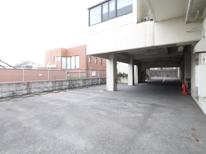 グランボアの物件外観写真