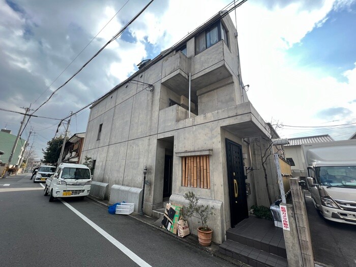 メゾン・ドゥ・ブ－シェ衣笠の物件外観写真