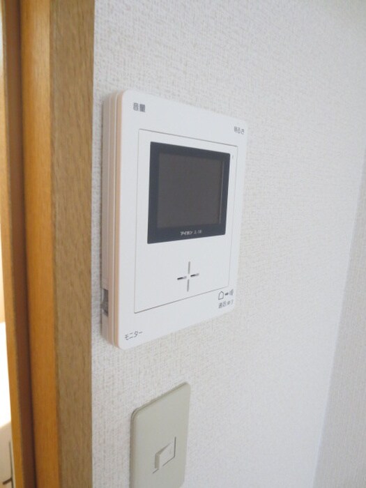 メゾン・ドゥ・ブ－シェ衣笠の物件内観写真