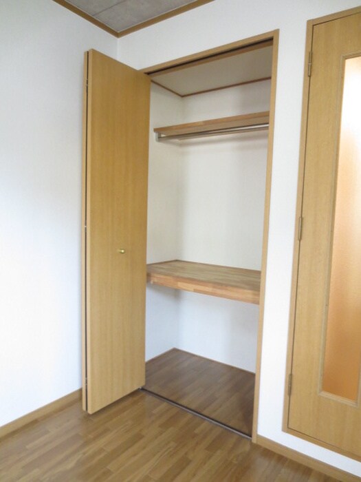 メゾン・ドゥ・ブ－シェ衣笠の物件内観写真