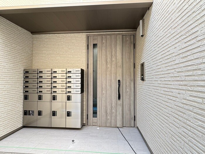 クレアール八戸ノ里の物件外観写真