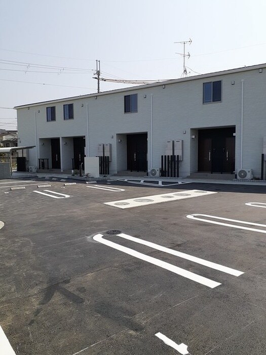 カーサ・ジールの物件外観写真