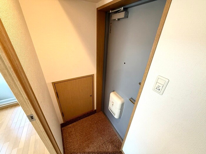 ディナスティ福島(604)の物件内観写真